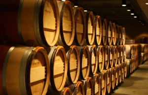 Os barris de carvalho na fabricação de cerveja
