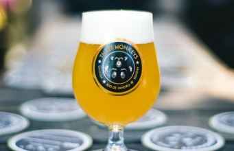 Cervejaria Three Monkeys Beer